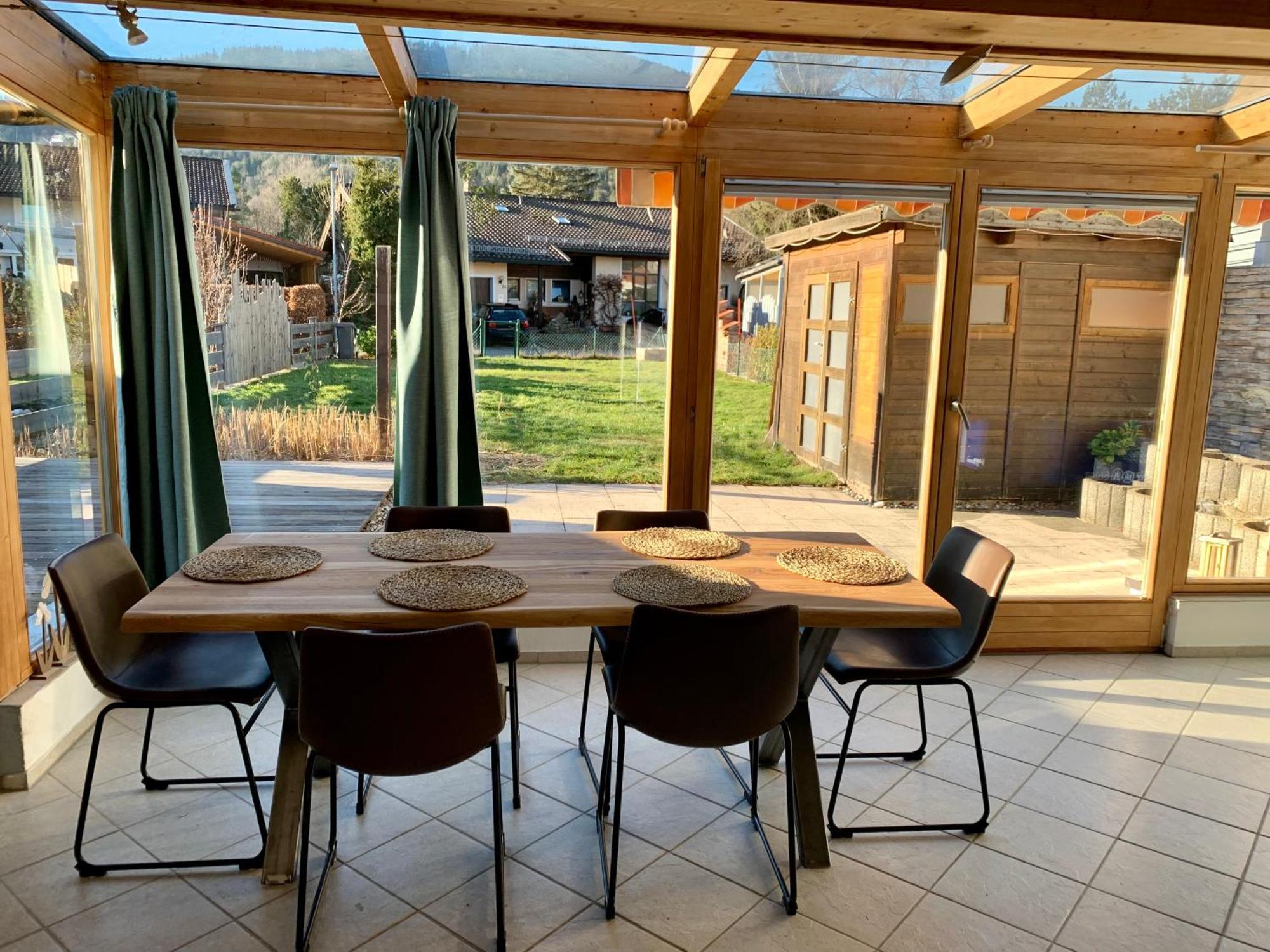 Kleines Reihenhaus Im Chiemgau Appartement Siegsdorf Buitenkant foto